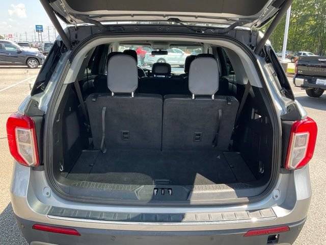 Used 2023 Ford Explorer Limited AWD/4WD image 19