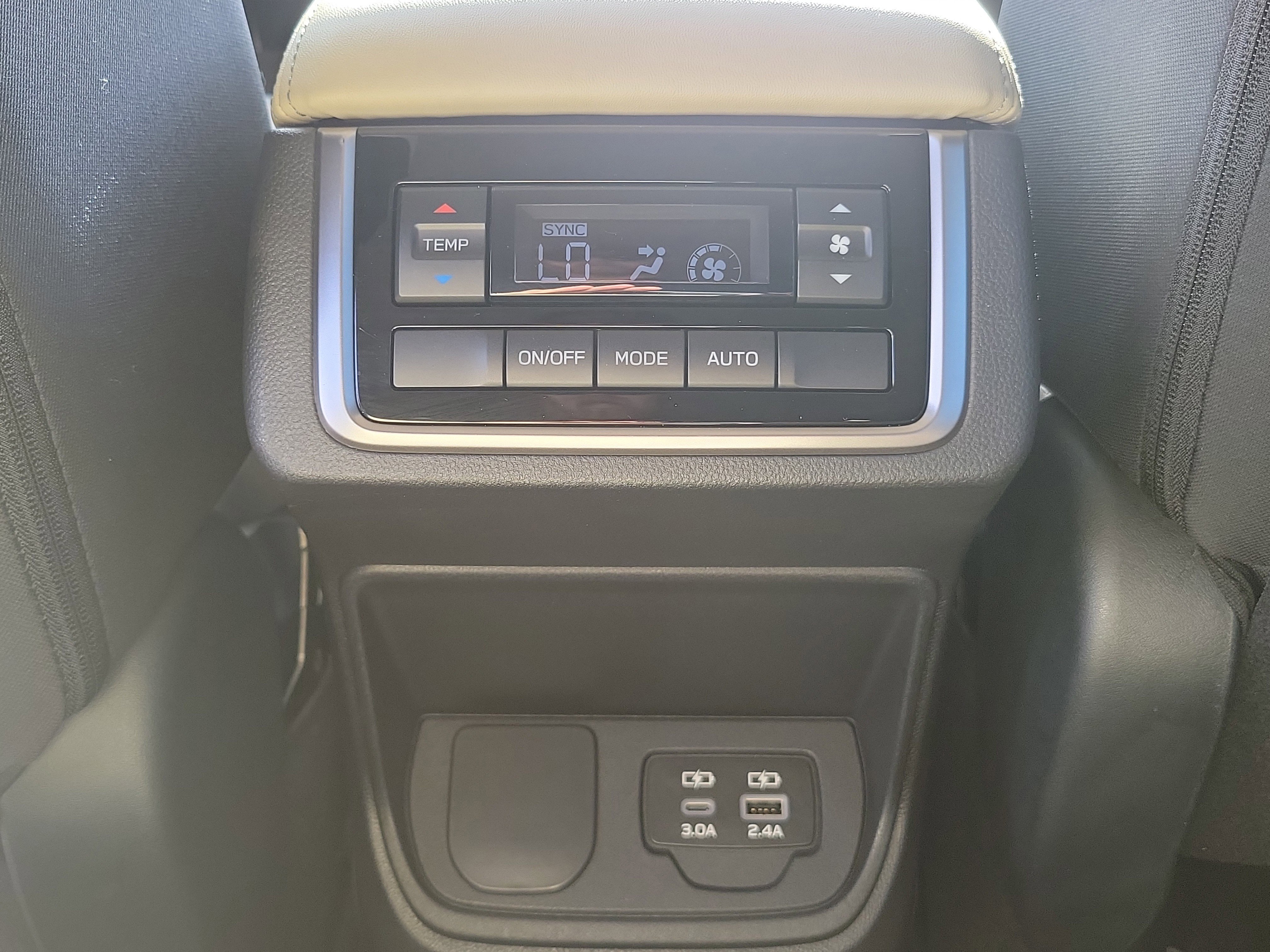 Certified 2025 Subaru Ascent Premium image 19