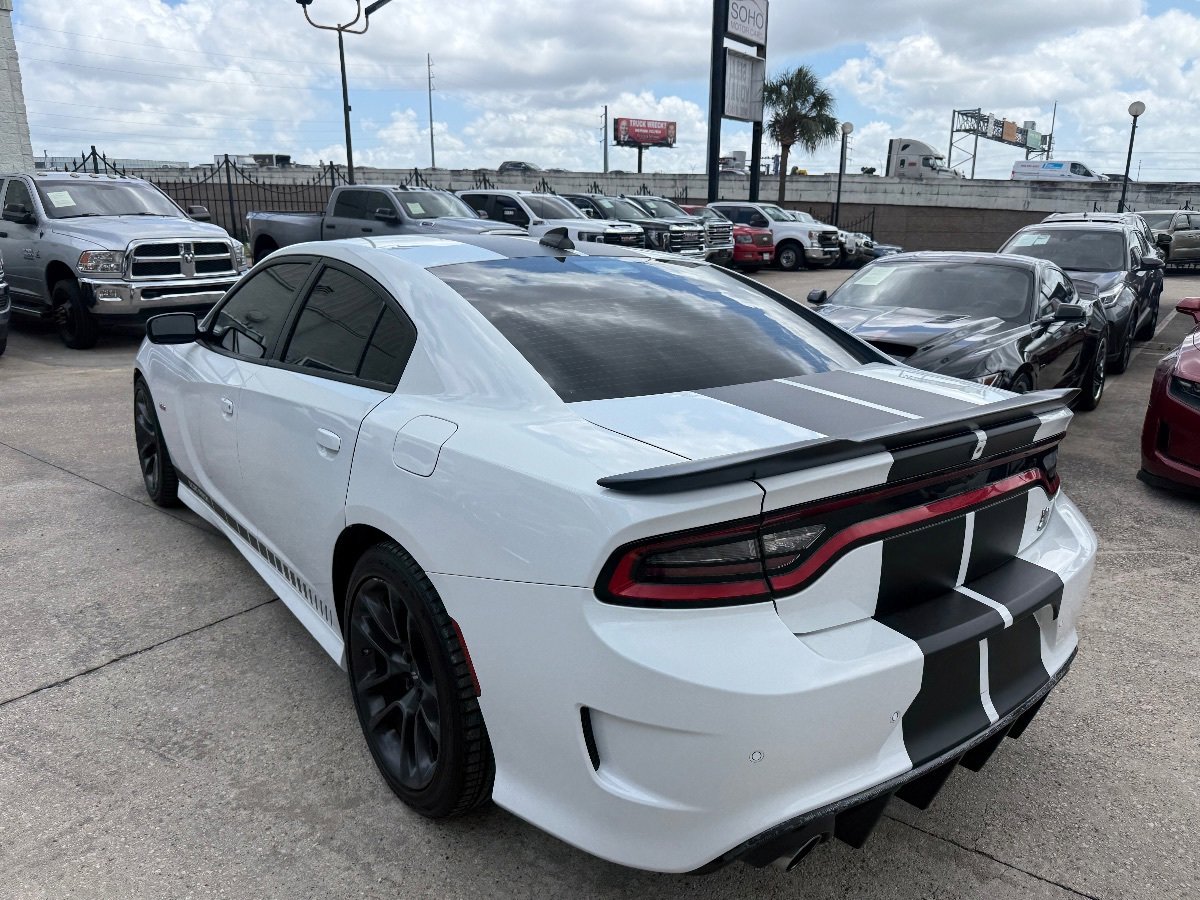 Used 2020 Dodge Charger Scat Pack RWD image 9