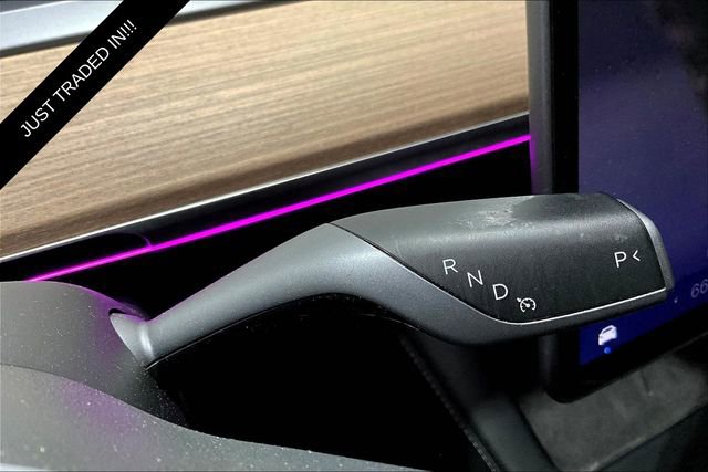 Used 2023 Tesla Model 3 Standard Range image 12