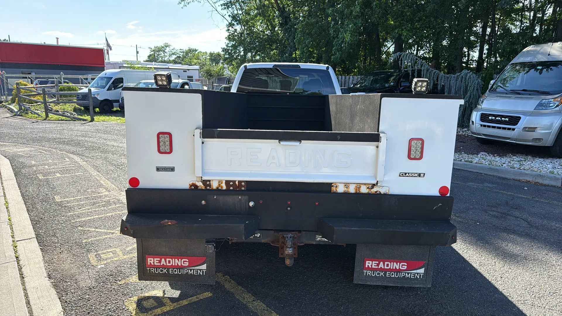 Used 2019 Ford F550 4x4 Crew Cab Super Duty w/ XLT Value Package image 6