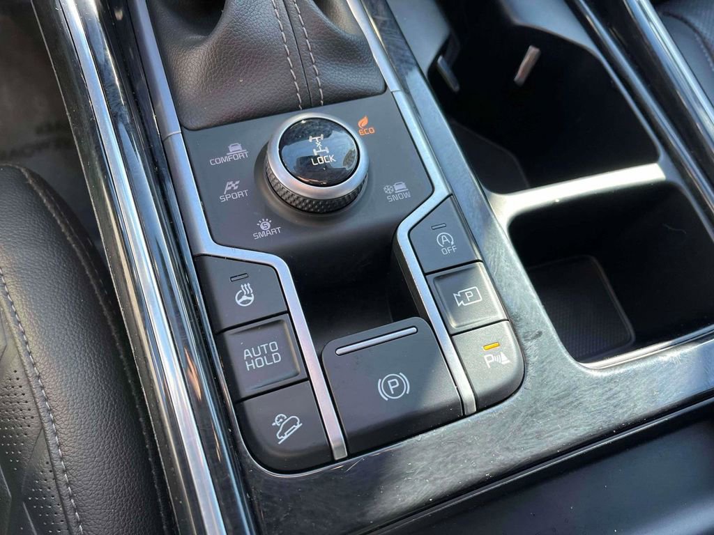 Used 2023 Kia Sorento SX Prestige image 22
