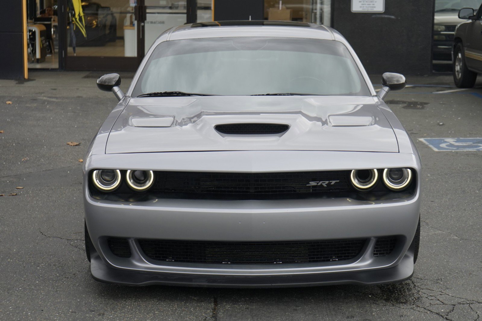 Used 2016 Dodge Challenger SRT Hellcat image 5