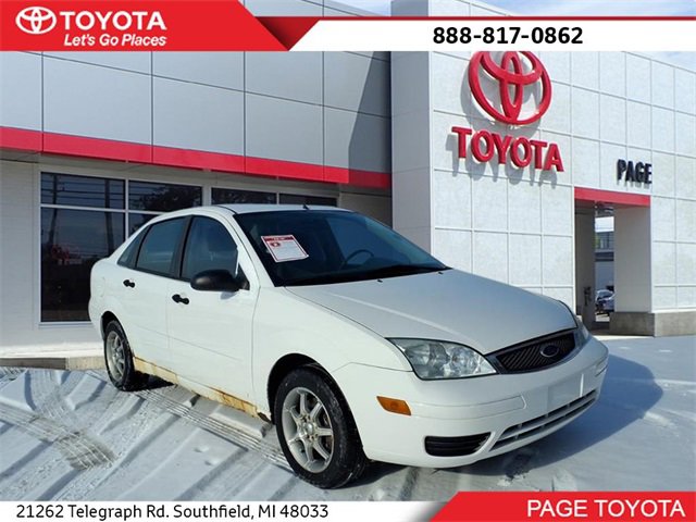 Used 2005 Ford Focus ZX4 Sedan image 1