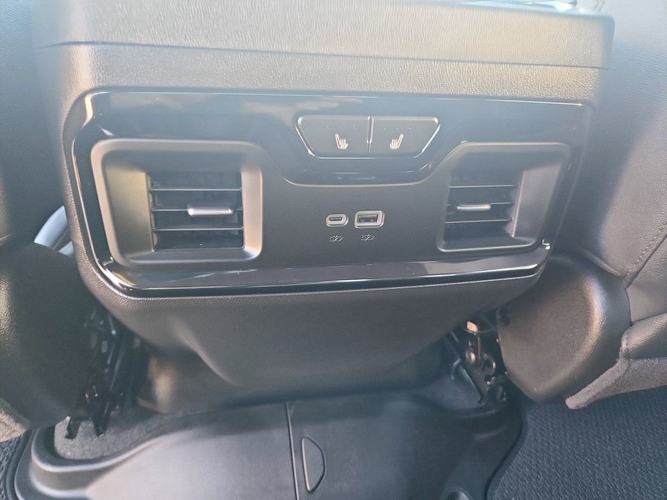 New 2026 GMC Sierra 1500 AT4 w/ AT4 Preferred Package image 30