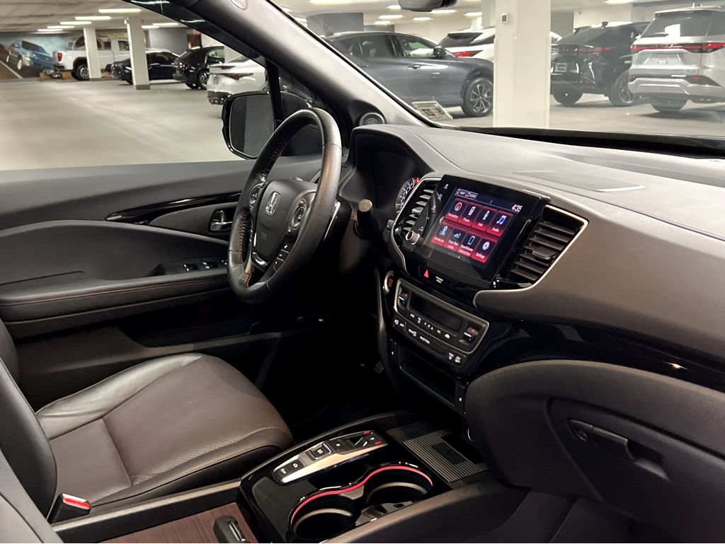 Used 2022 Honda Ridgeline Black Edition image 33
