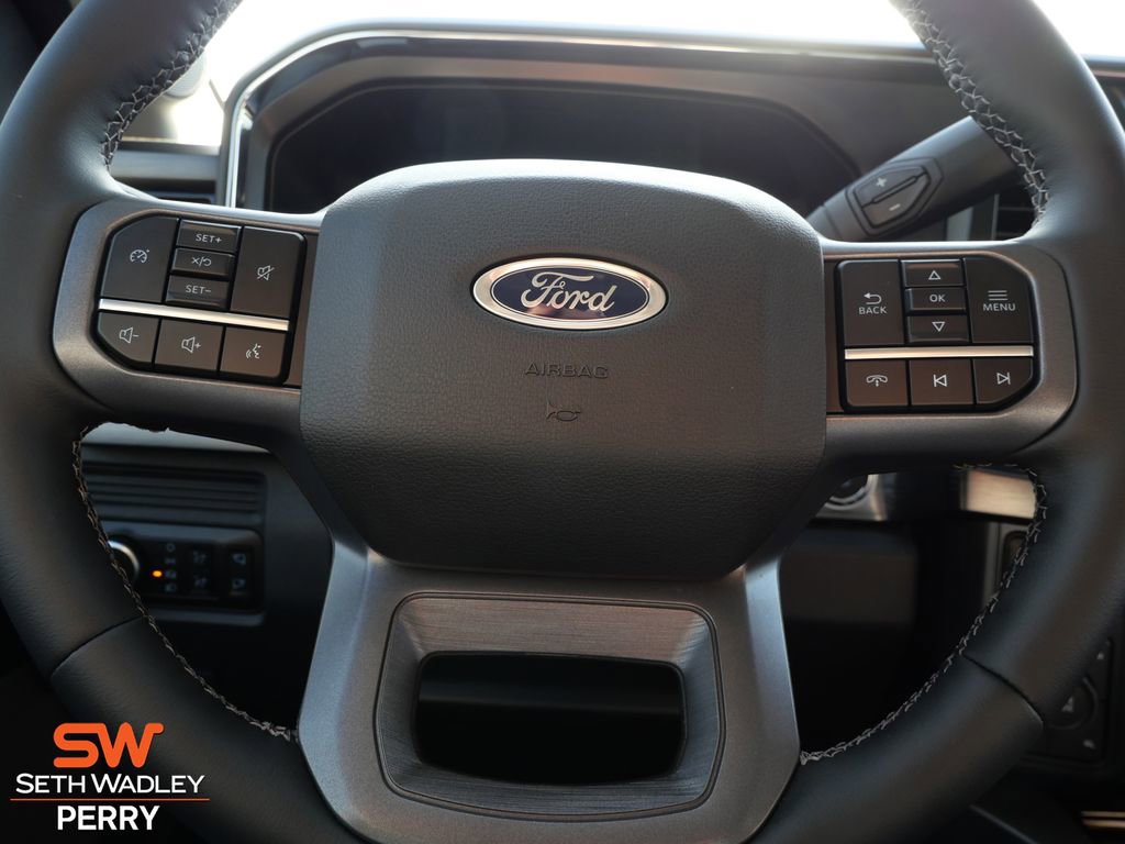 New 2026 Ford F350 Lariat w/ Black Appearance Package image 22