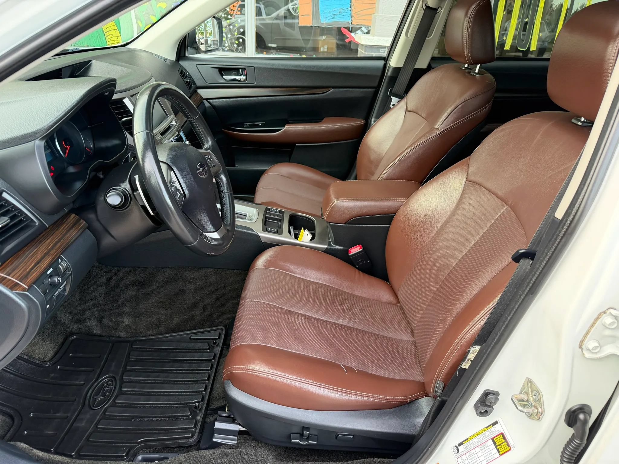 Used 2014 Subaru Outback 2.5i Limited AWD/4WD image 10