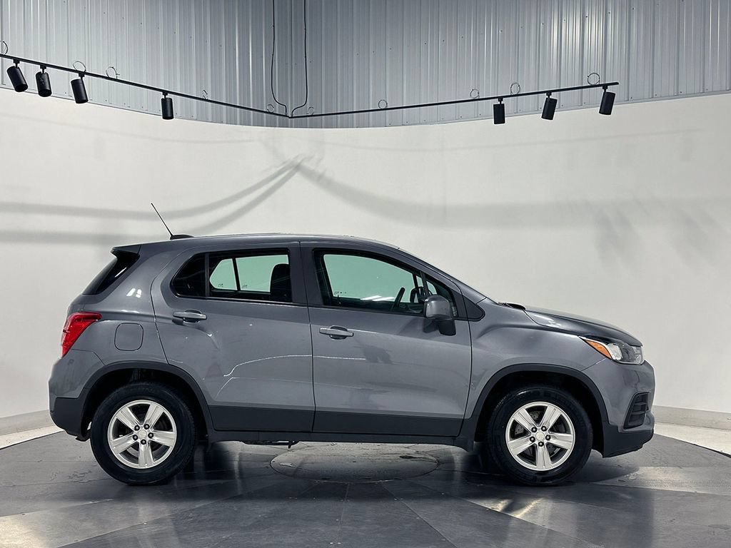 Used 2020 Chevrolet Trax LS FWD image 10