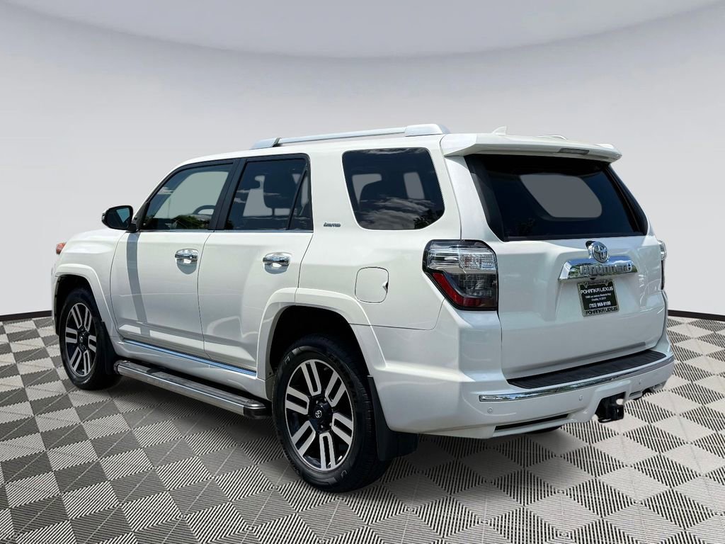 Used 2017 Toyota 4Runner Limited AWD/4WD image 4
