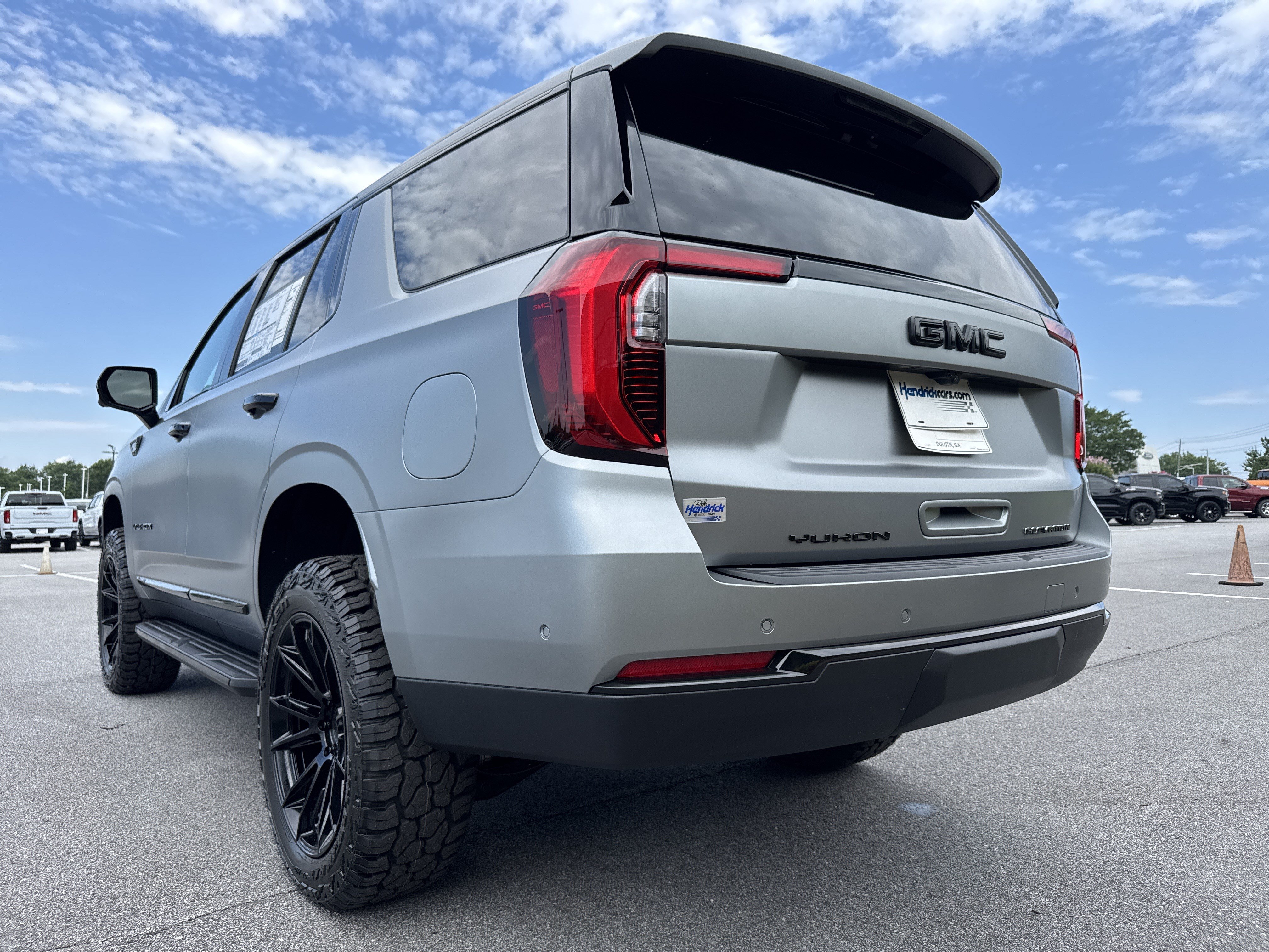 New 2026 GMC Yukon Elevation AWD/4WD image 8
