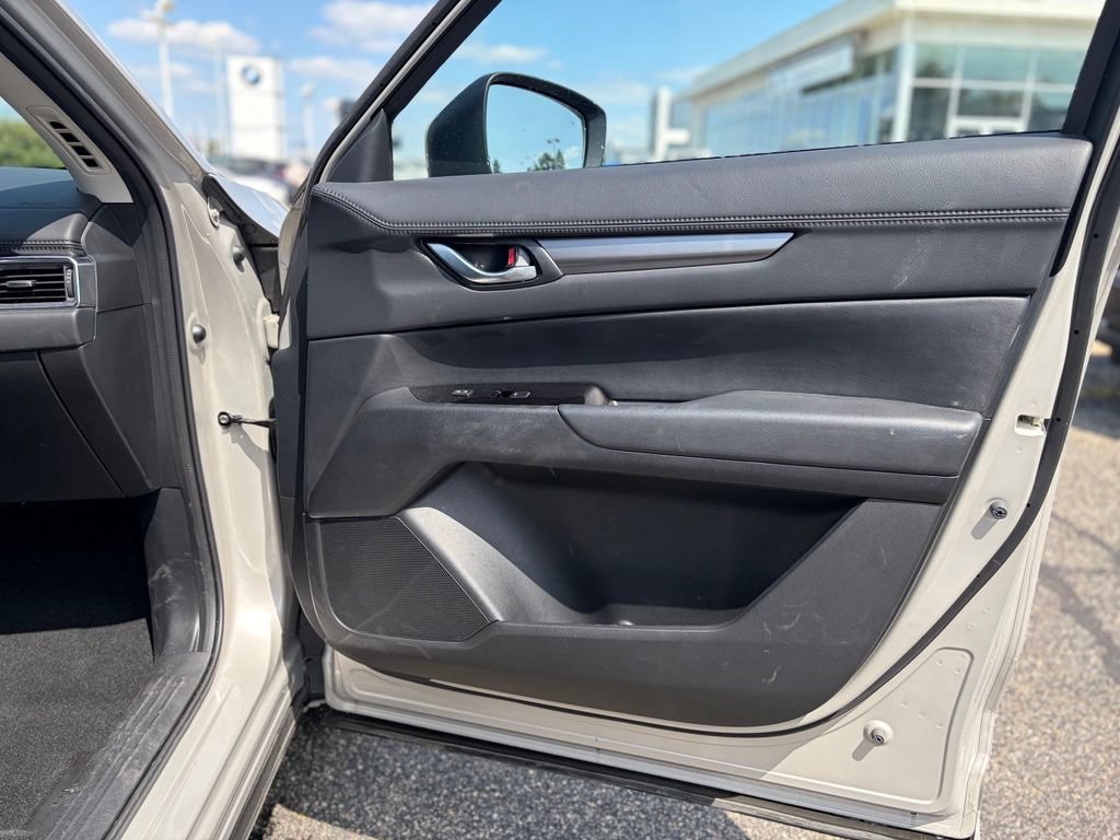 Used 2025 MAZDA CX-5 AWD 2.5 S w/ Preferred Package image 18