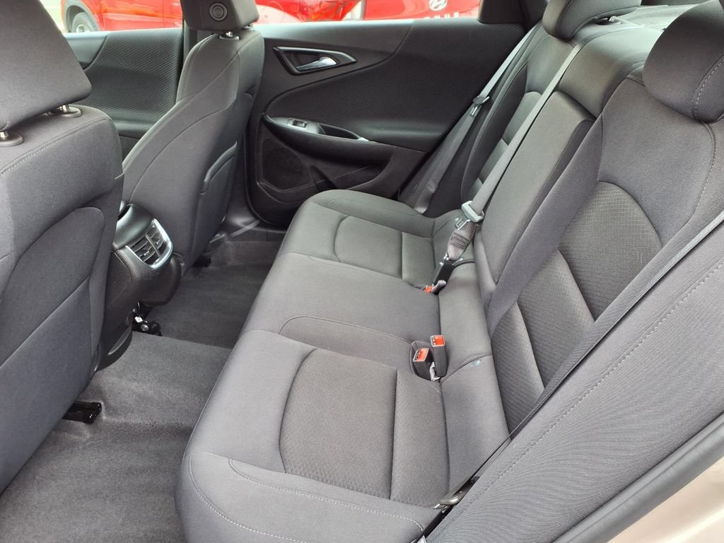 Used 2023 Chevrolet Malibu LT FWD image 10