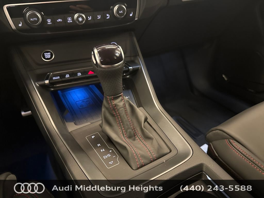 Used 2025 Audi Q3 2.0T Premium Plus w/ Premium Plus Package image 19