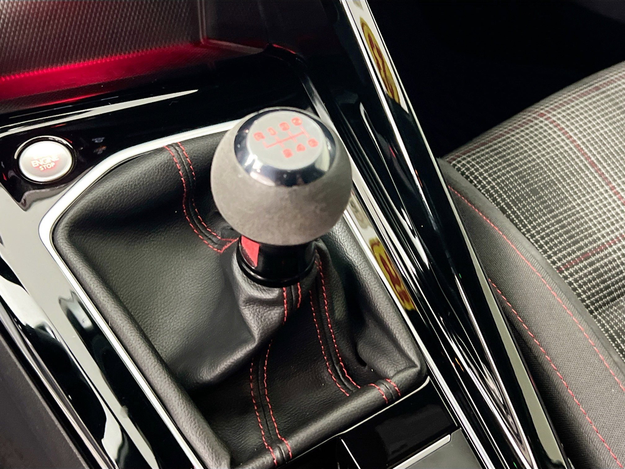 Used 2023 Volkswagen GTI Autobahn image 25