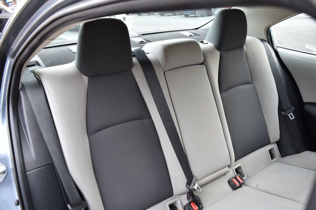 Used 2022 Toyota Corolla LE image 24