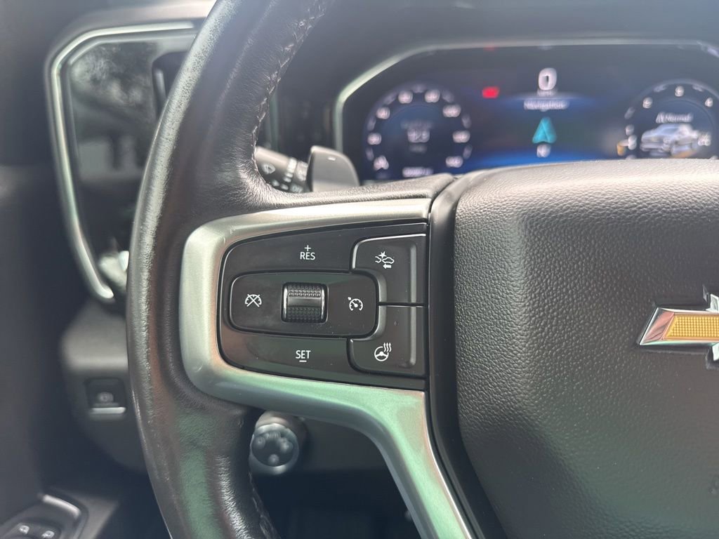Used 2023 Chevrolet Silverado 1500 LT w/ Z71 Off-Road Package AWD/4WD image 30