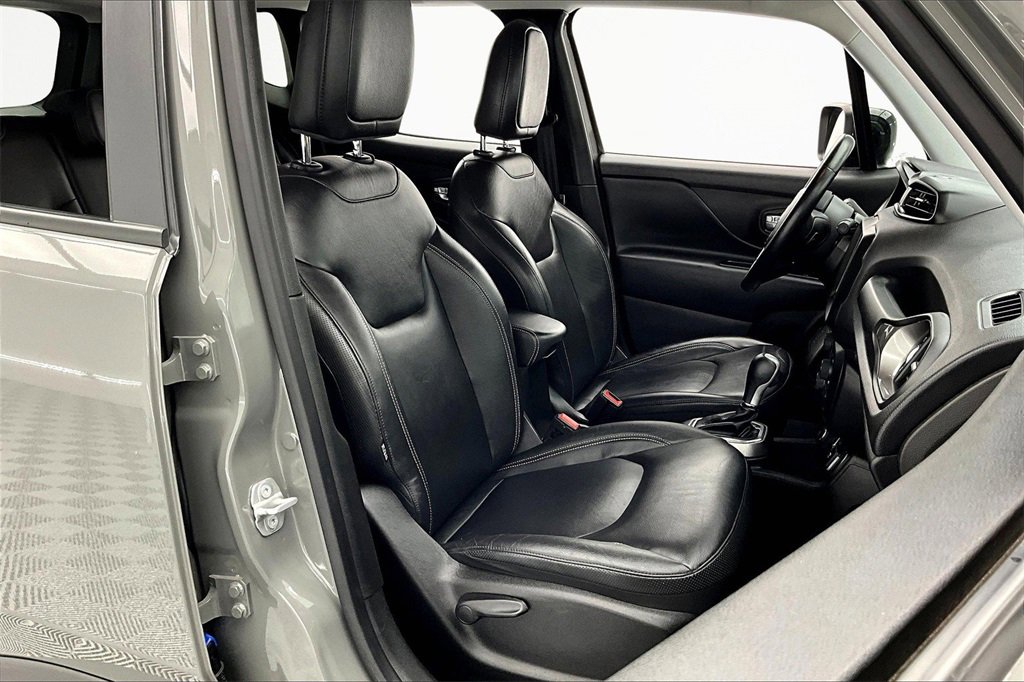 Used 2022 Jeep Renegade Limited image 7