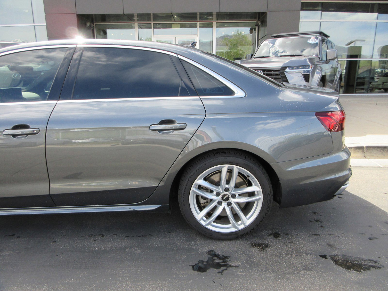 Used 2023 Audi A4 2.0T Premium image 4