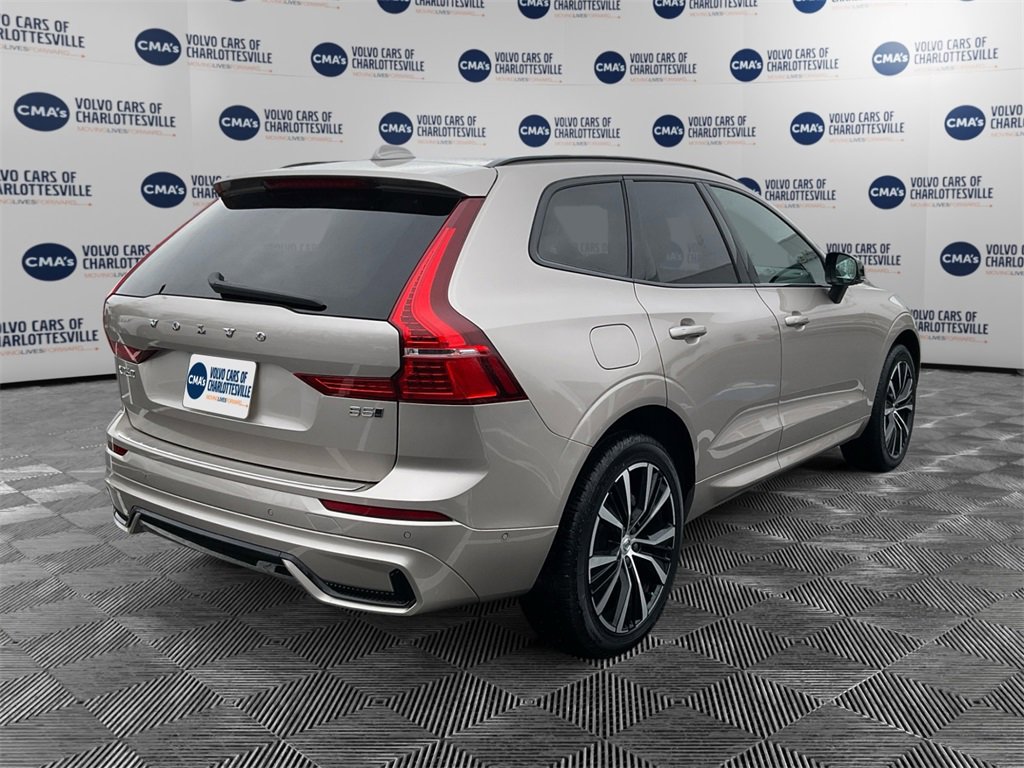 Certified 2023 Volvo XC60 B5 Plus w/ Climate Package image 5