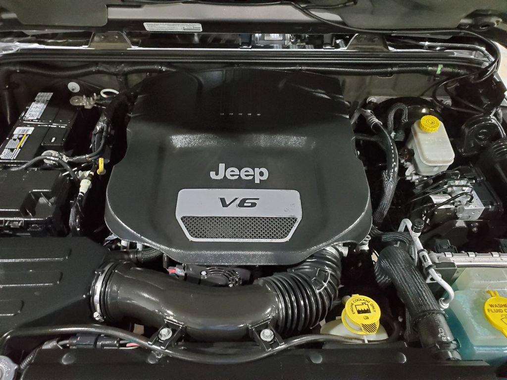 Used 2014 Jeep Wrangler Unlimited Sahara w/ Connectivity Group image 48