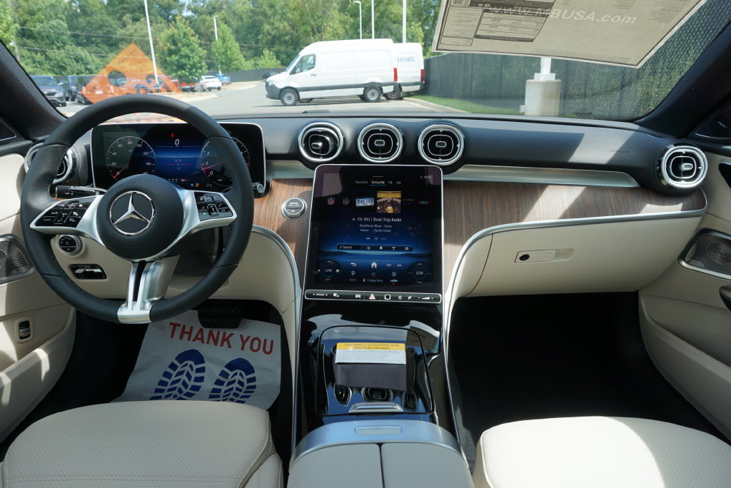 Certified 2025 Mercedes-Benz C 300 4MATIC Sedan image 53