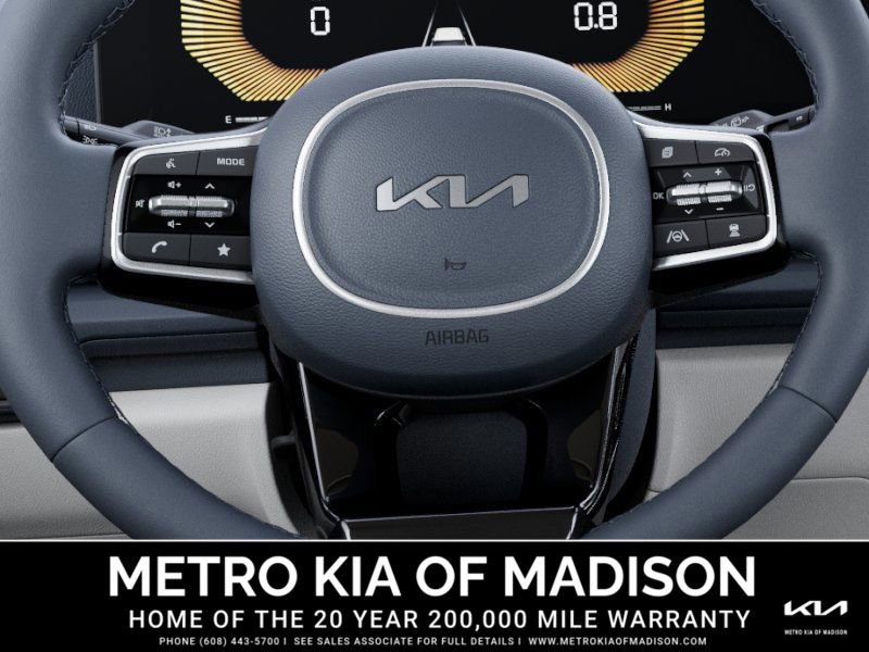 New 2026 Kia Carnival EX image 22