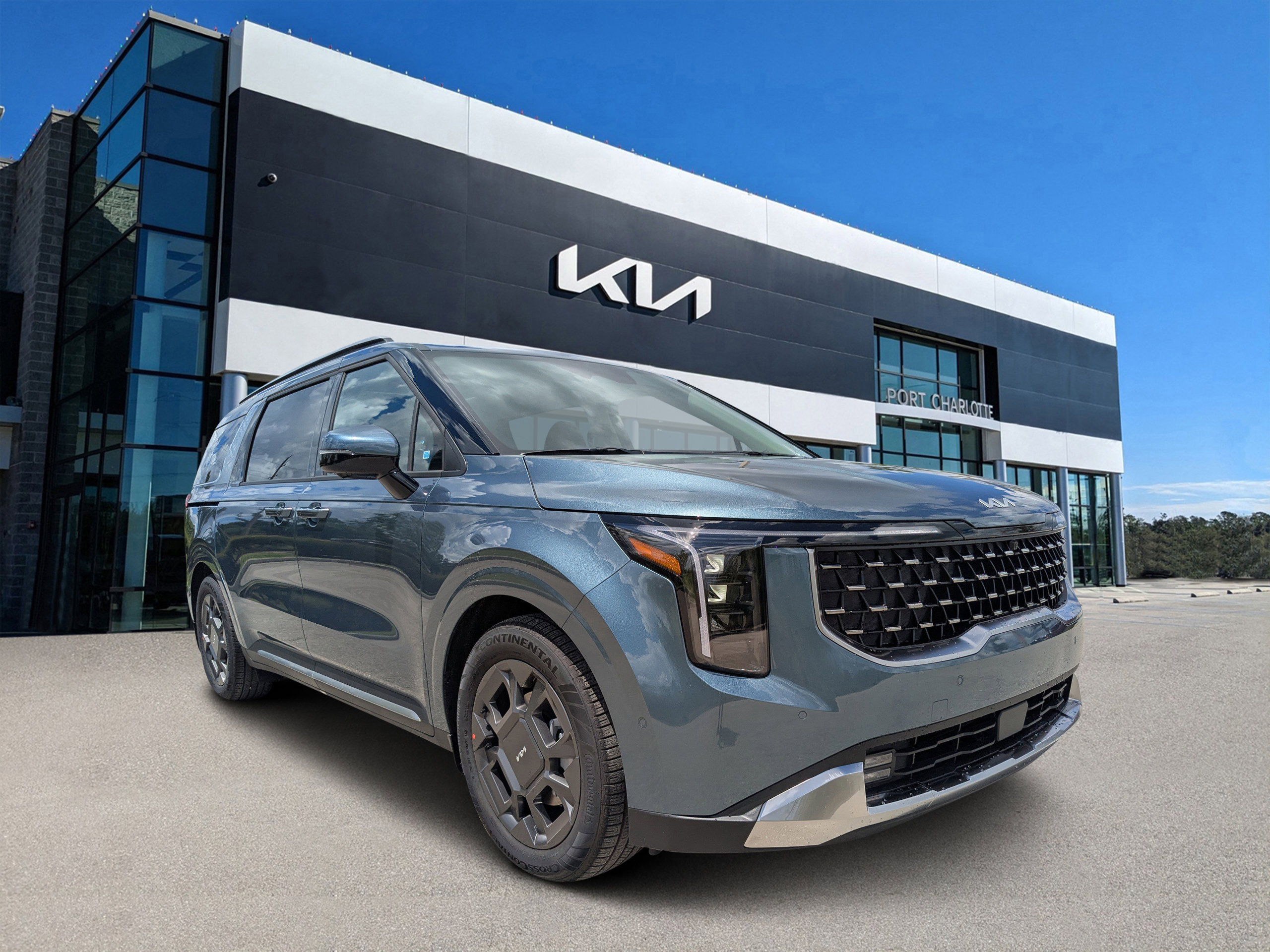 New 2026 Kia Carnival SX video 1