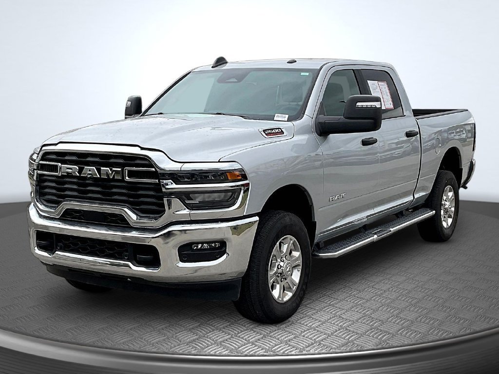 Used 2026 RAM 2500 Big Horn AWD/4WD image 3
