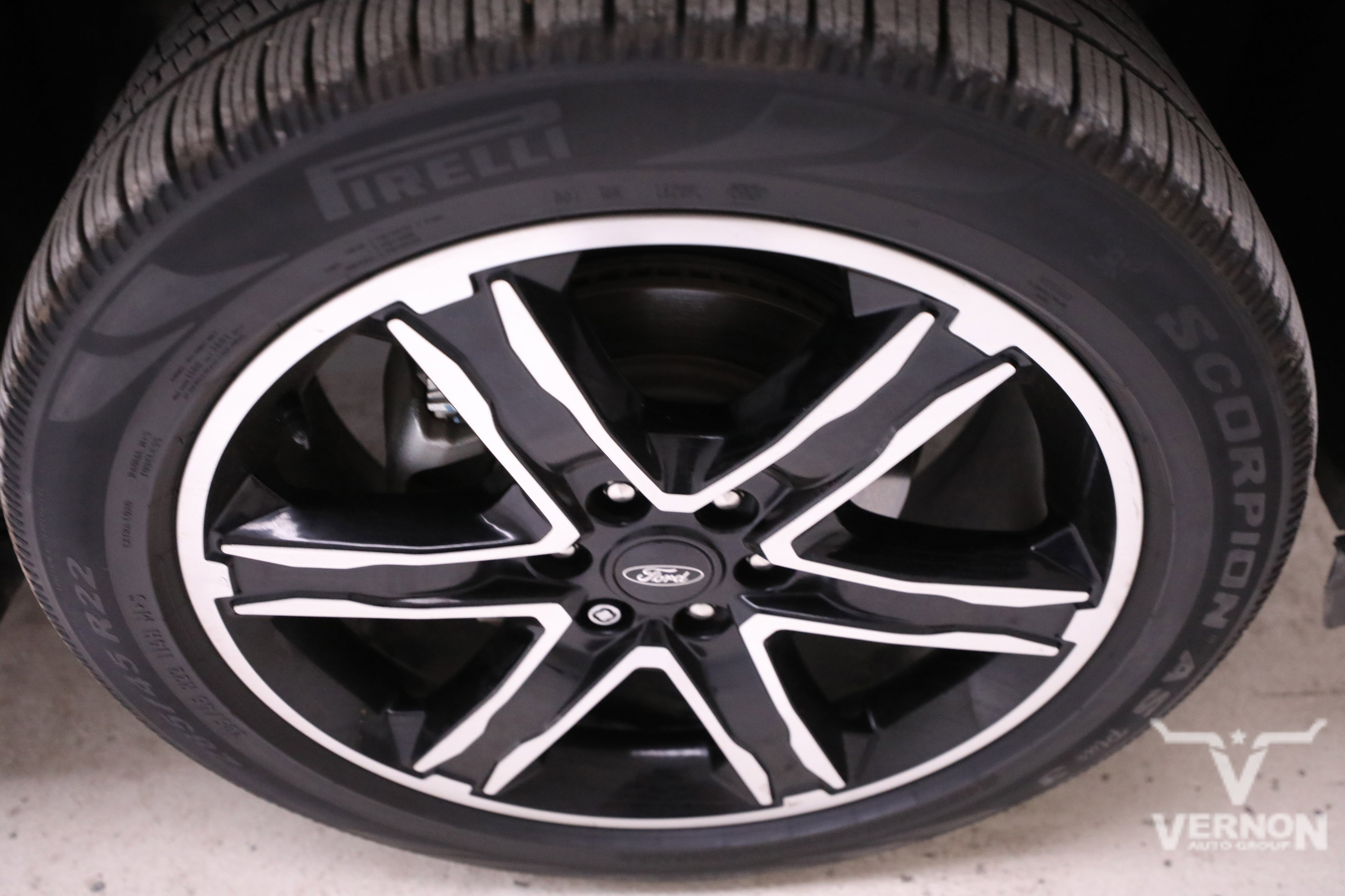 Used 2021 Ford Expedition Limited image 32