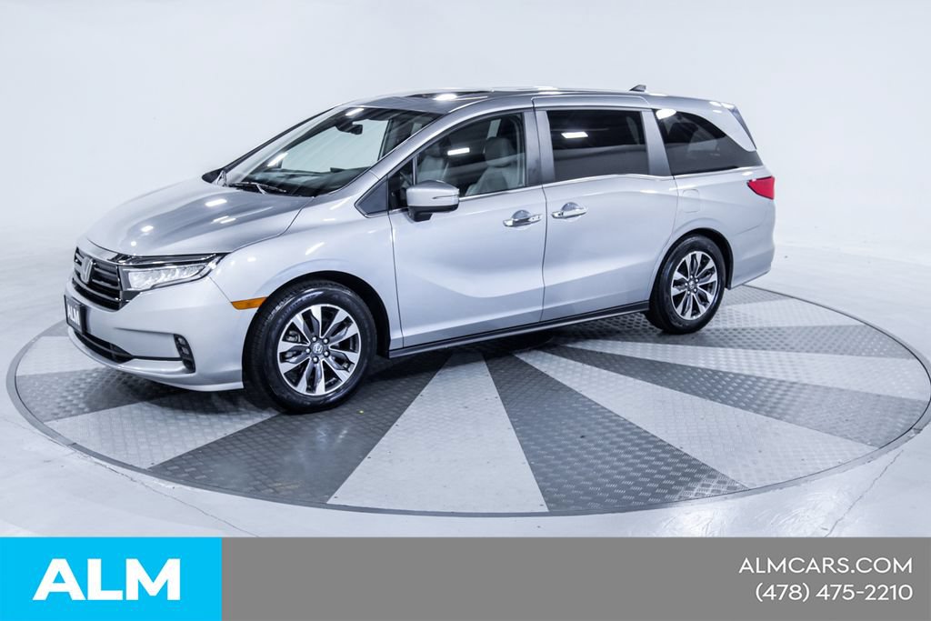 Used 2024 Honda Odyssey EX-L image 3