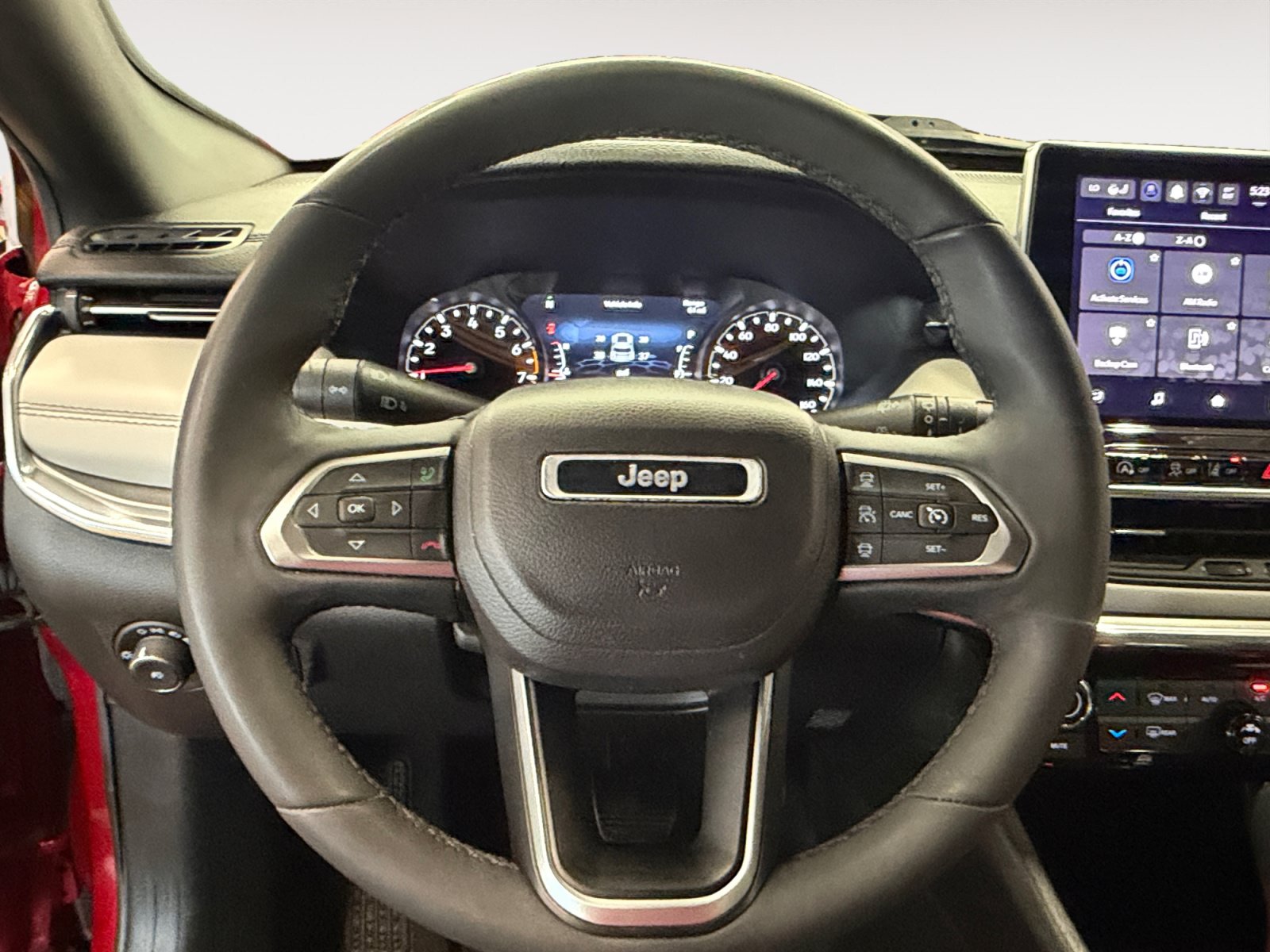 Used 2024 Jeep Compass Limited AWD/4WD image 12