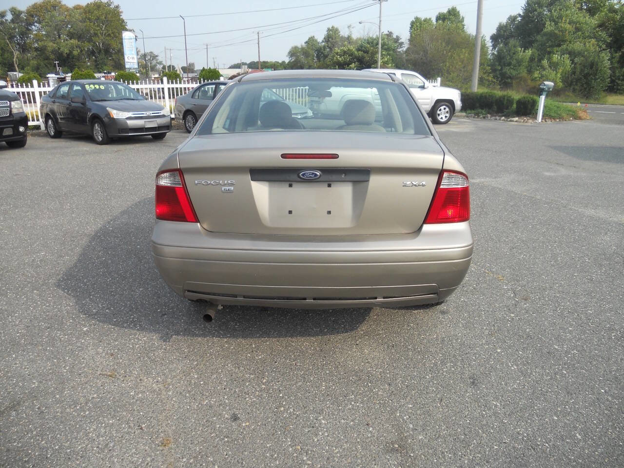 Used 2005 Ford Focus SE image 6