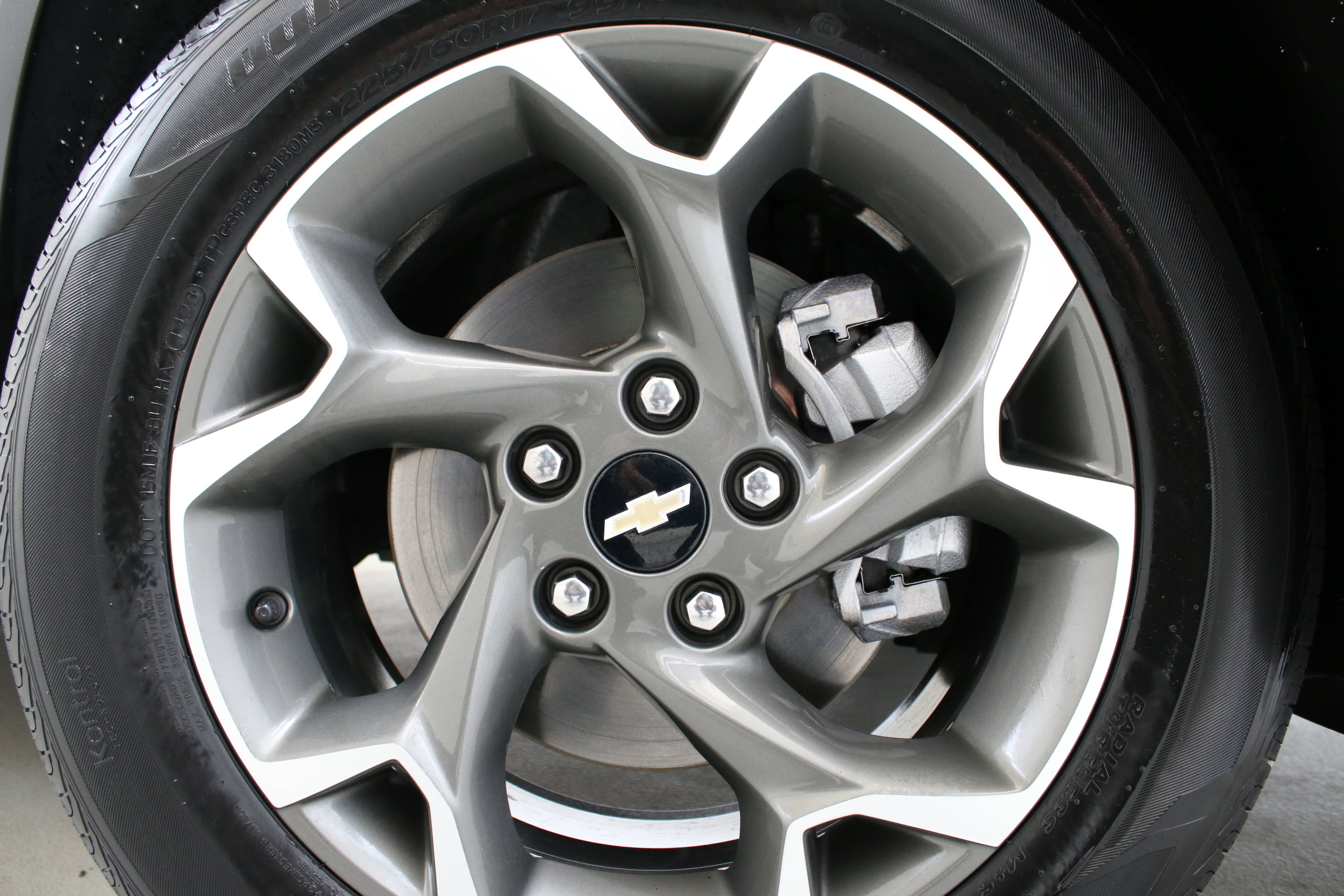 Used 2024 Chevrolet Trax LT w/ Driver Confidence Package FWD image 31