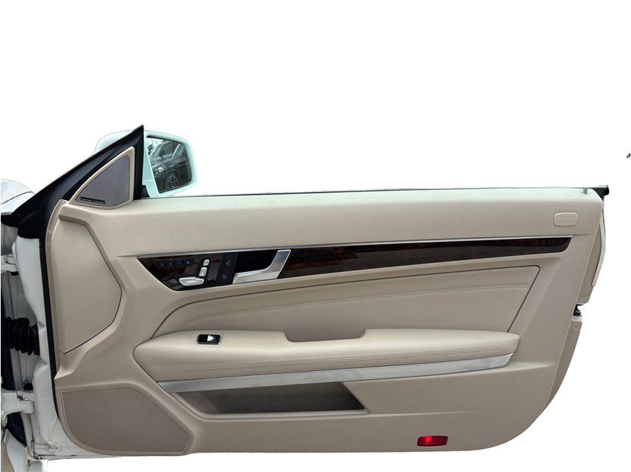Used 2015 Mercedes-Benz E 400 Cabriolet image 37