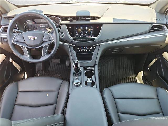 Certified 2024 Cadillac XT5 Luxury FWD image 24