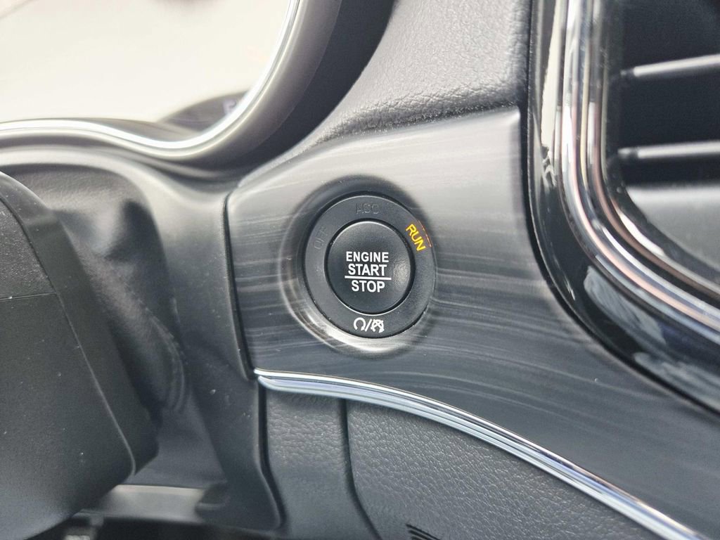 Used 2021 Jeep Grand Cherokee Limited w/ Quick Order Package 2GK 80th image 34