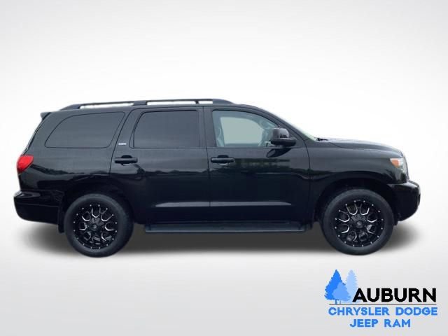 Used 2016 Toyota Sequoia SR5 image 8