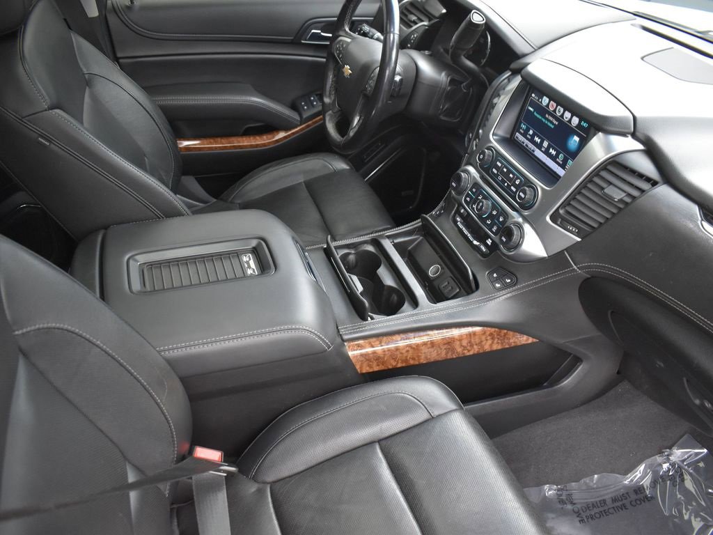 Used 2019 Chevrolet Suburban Premier image 40