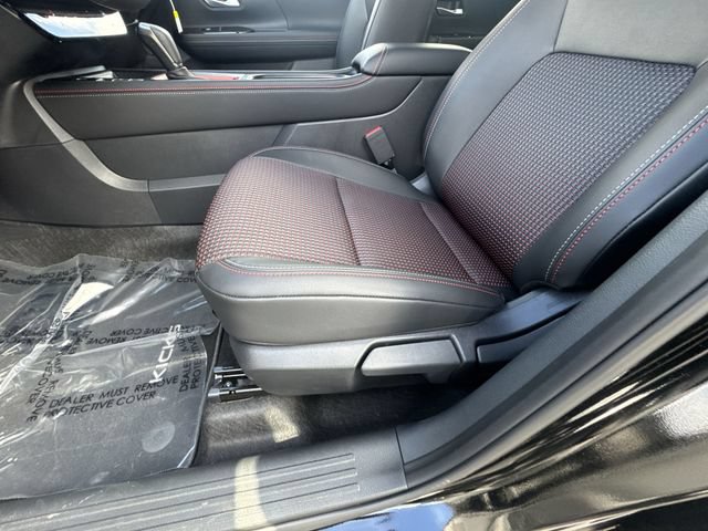 New 2026 Nissan Kicks SR w/ Cold Weather Package AWD/4WD image 12