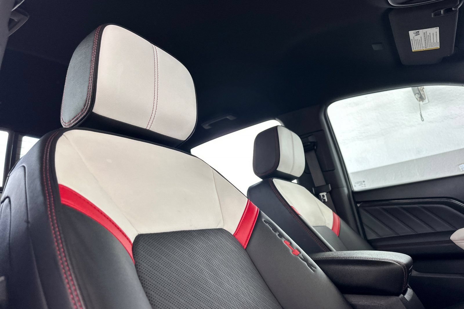 Certified 2024 GMC Canyon AT4X AWD/4WD image 20