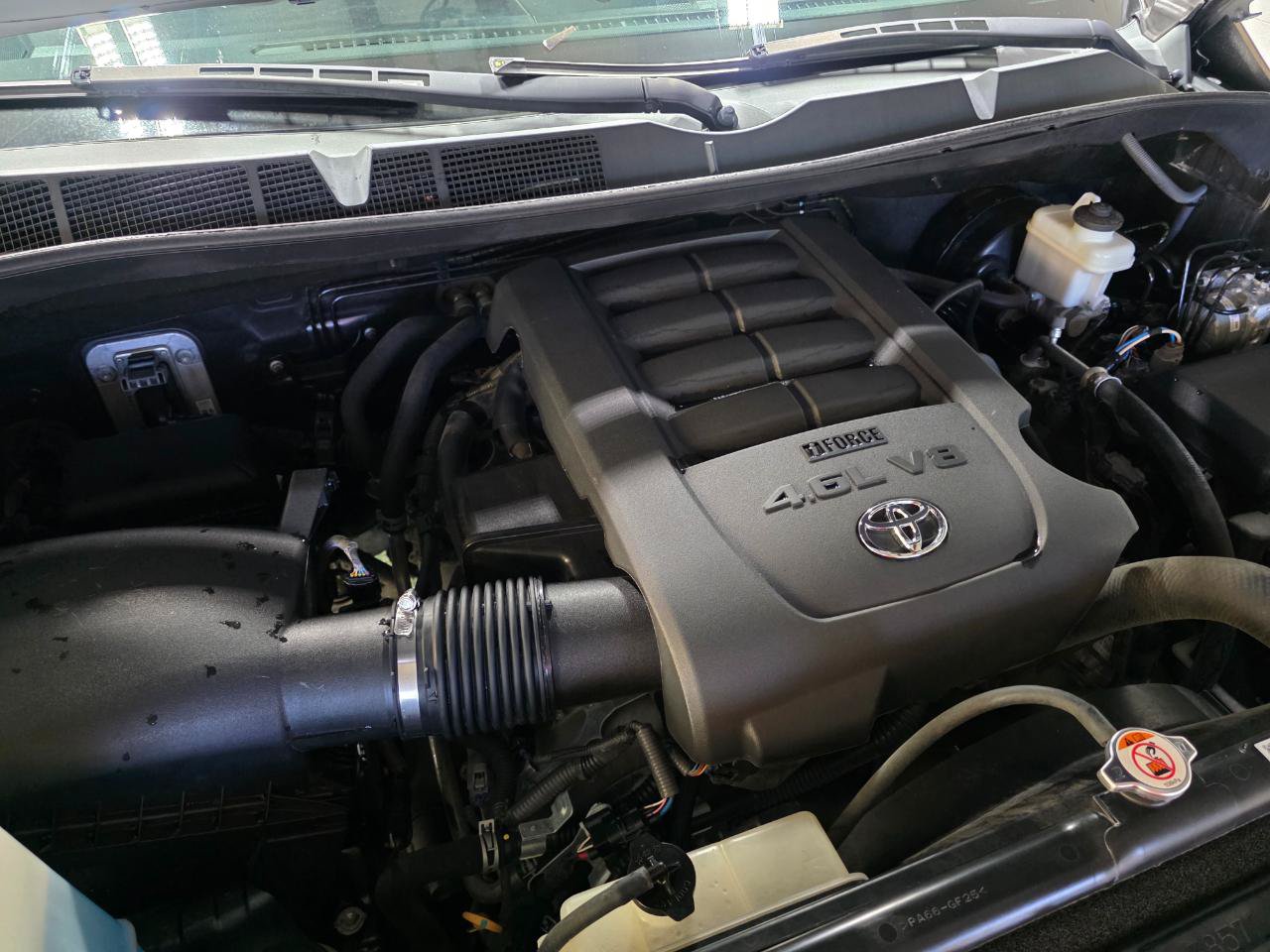 Used 2018 Toyota Tundra SR5 w/ SR5 Upgrade Package RWD image 37