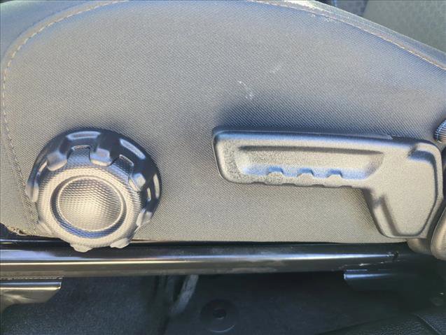 Used 2024 Jeep Wrangler Unlimited Rubicon 4xe w/ Technology Group image 25