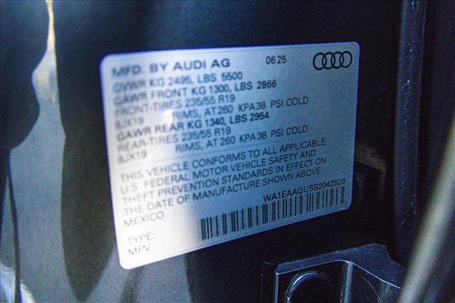 Certified 2025 Audi Q5 Premium Plus image 28