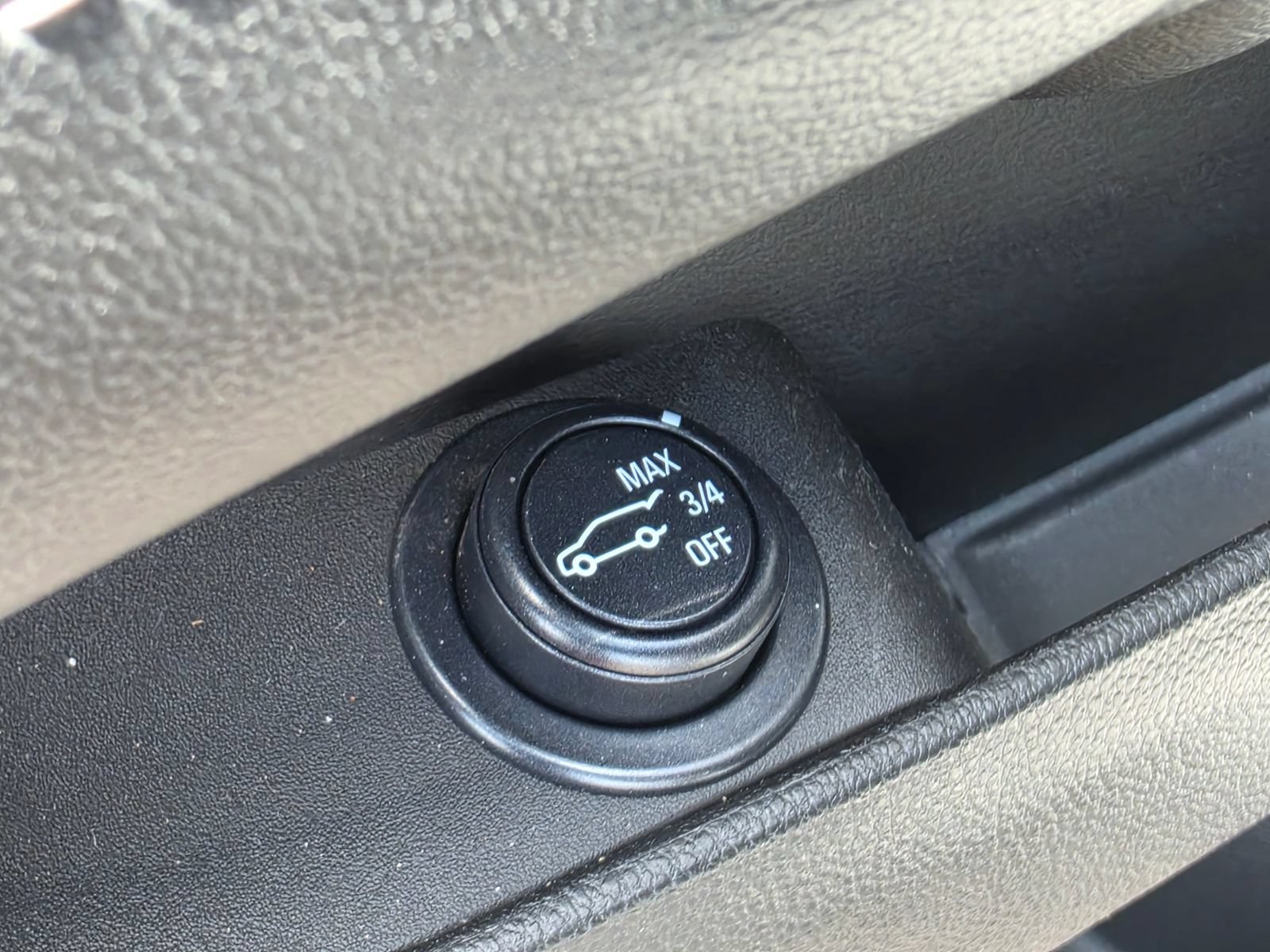 Used 2014 Cadillac SRX Luxury AWD/4WD image 9