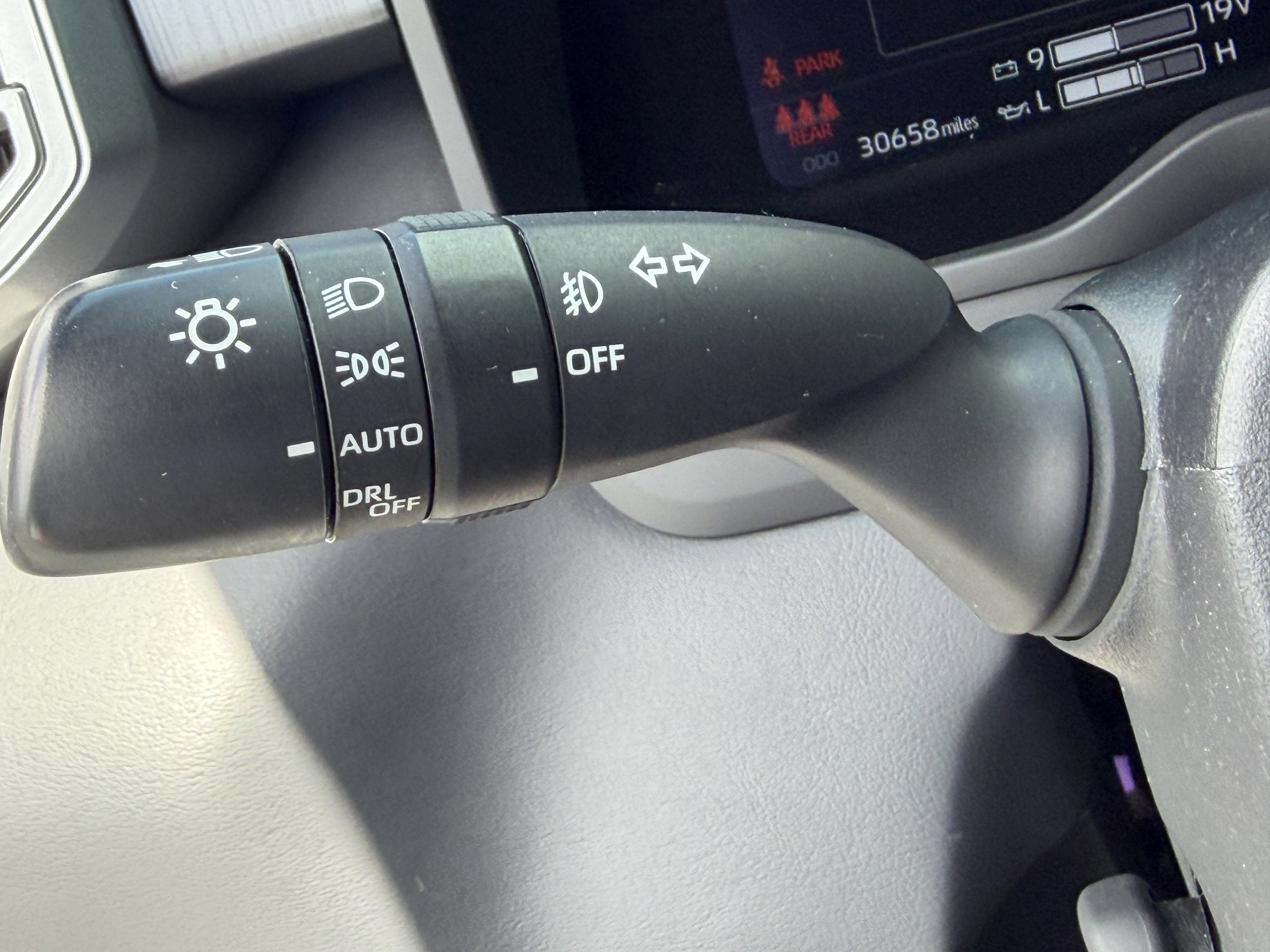 Used 2023 Toyota Tundra Platinum image 28