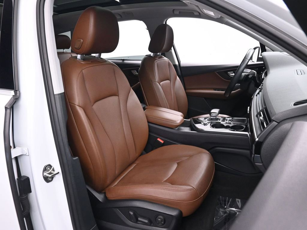Used 2018 Audi Q7 3.0T Prestige image 26