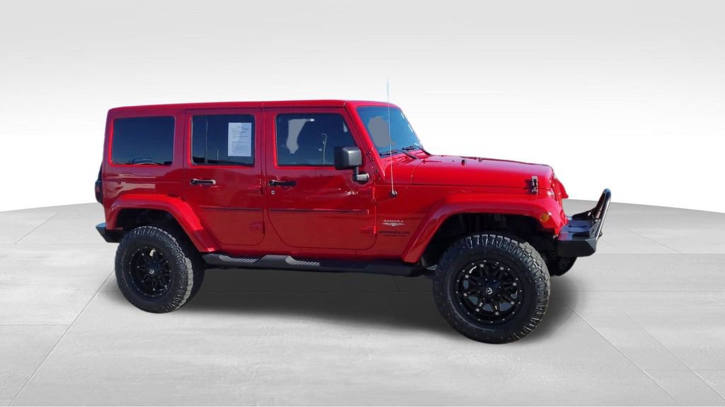 Used 2015 Jeep Wrangler Unlimited Sahara w/ Connectivity Group image 9