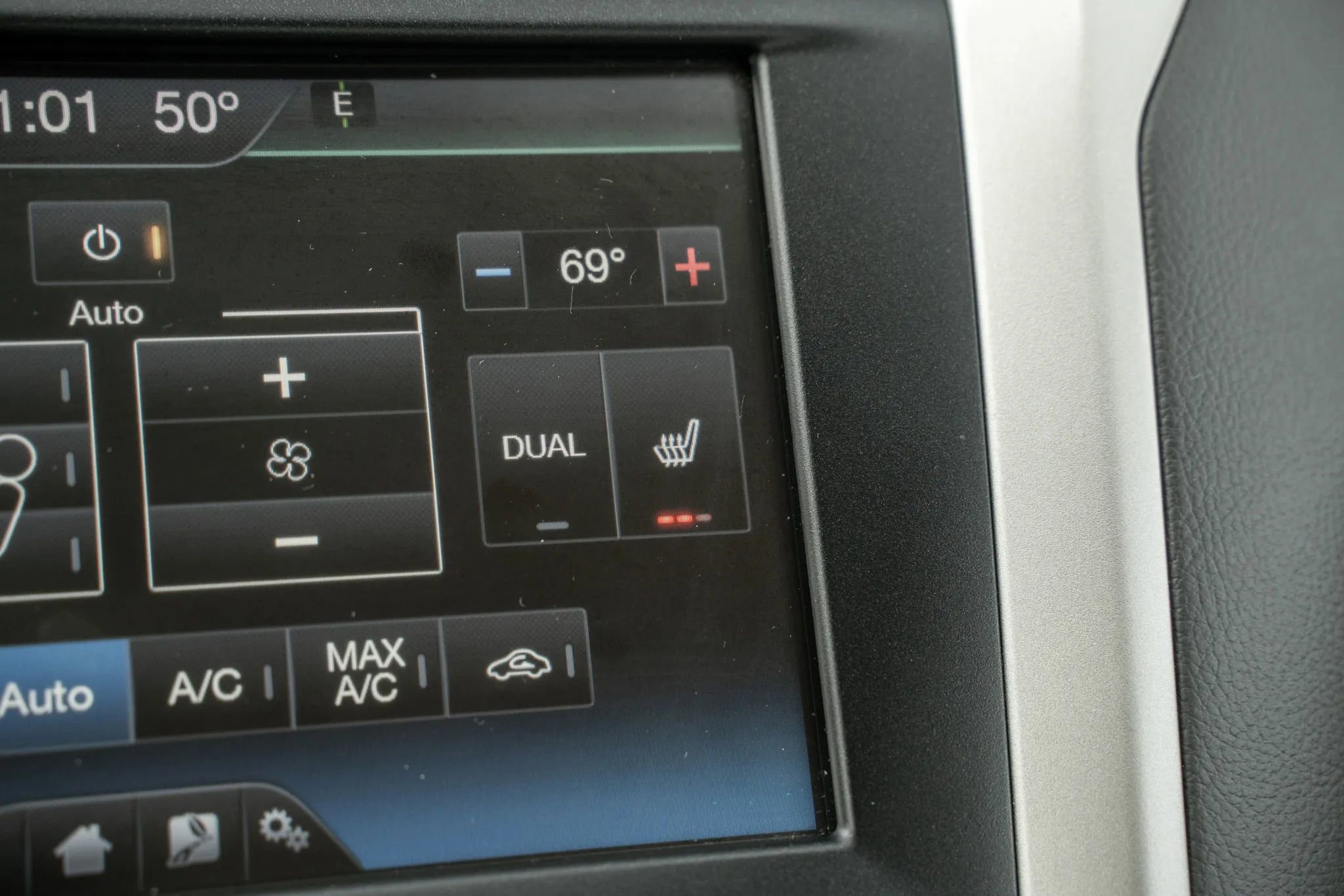 Used 2013 Ford Fusion SE image 24