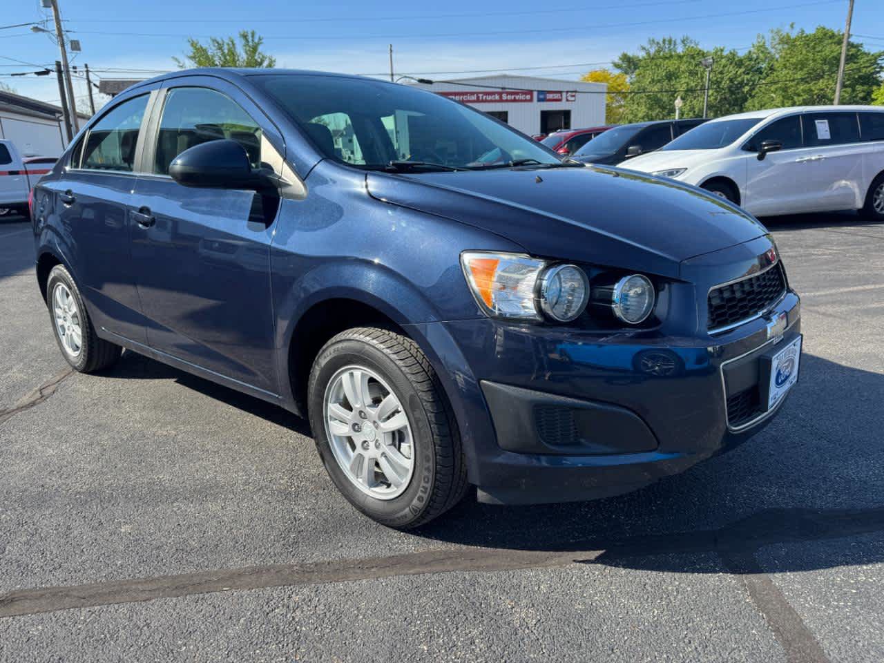 Used 2015 Chevrolet Sonic LT FWD image 13
